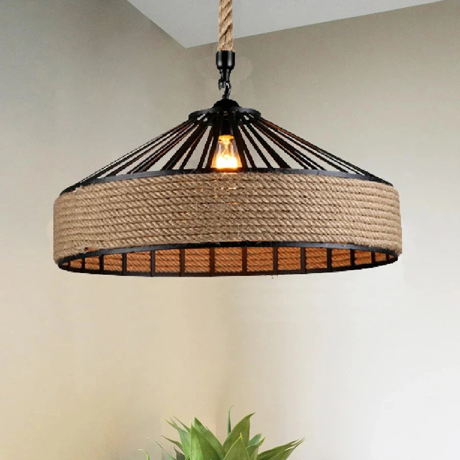 Lustre Pendente Retrô Industrial Corda de Cânhamo Bright Lustre Pendente Retrô Industrial Corda de Cânhamo Bright Artificio Lar