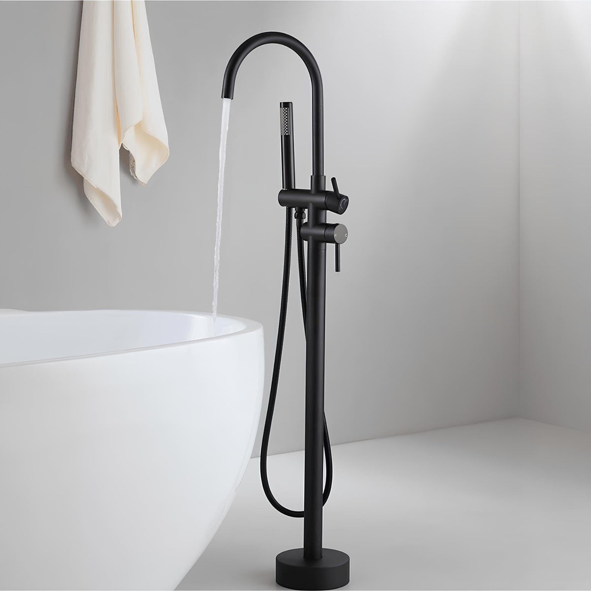 Torneira Banheiro Piso c/ Ducha Torneira Online All Black