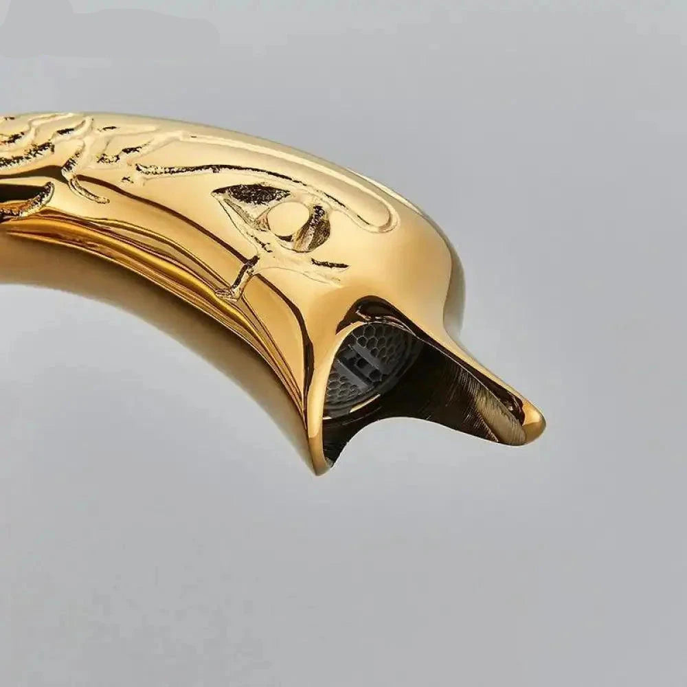 Torneira Cisne Dourada Monocomando Para Banheiro Lavabo torneira cisne monocomando banheiro Artificio Lar