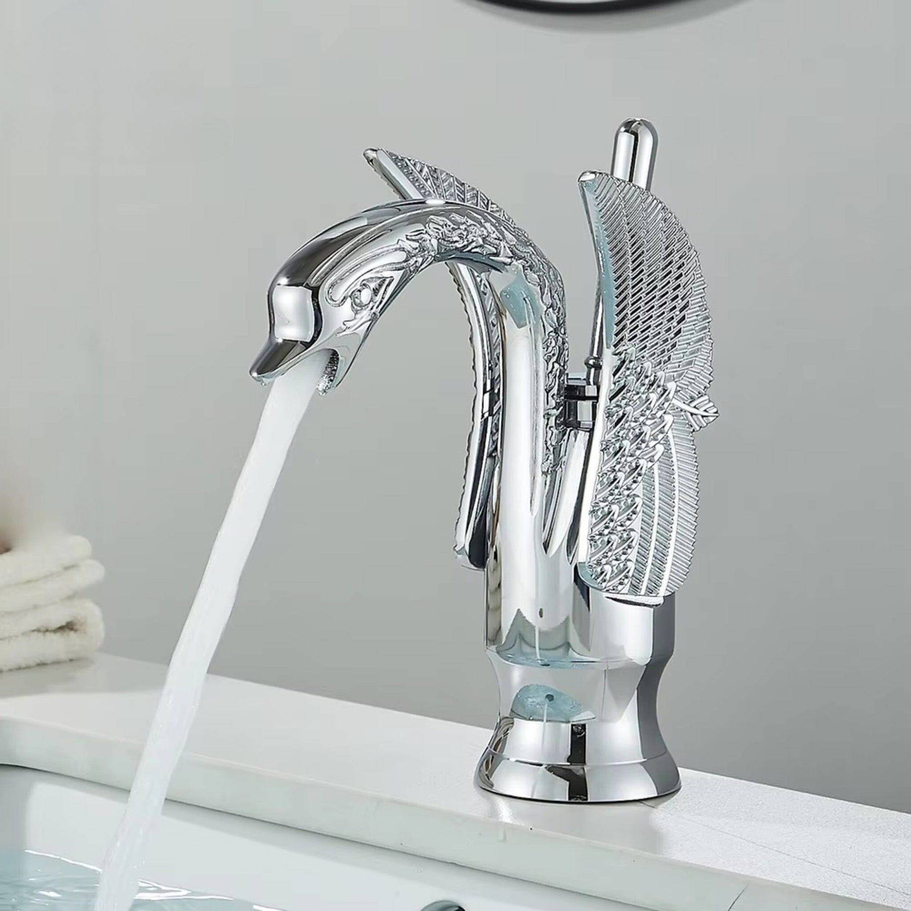 Torneira Cisne Dourada Monocomando Para Banheiro Lavabo torneira cisne monocomando banheiro Artificio Lar Cromada Baixa