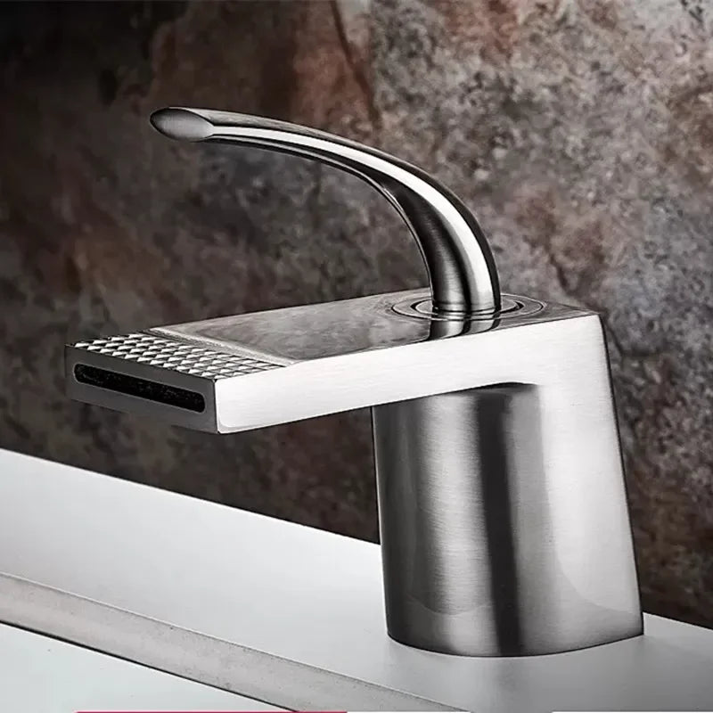 Torneira Luxo Tech Velore torneira banheiro Artificio Lar SLT179-Fosco