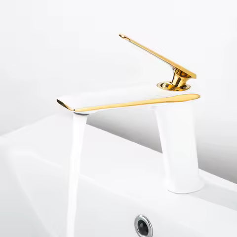 Torneira Misturadora Com Bico Arejador para banheiro Monocomando Glacy torneira para banheiro Artificio Lar Ouro c/ Branco