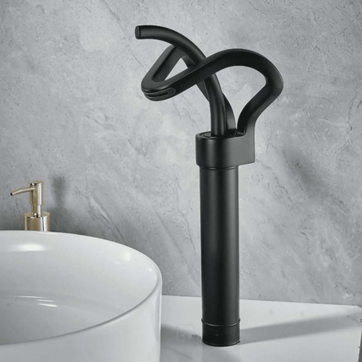 Torneira Monocomando Banheiro Cascata Elegancy Torneira Monocomando Banheiro Cascata Elegancy Artificio Lar Preto-Fosco/Alta