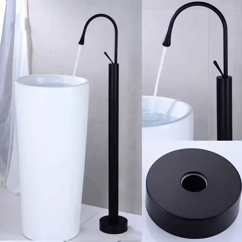 Torneira Para Banheira de Piso Luxury Torneira Para Banheira de Piso Luxury Artificio Lar Preto Fosco