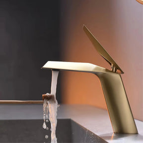 Torneira Cascata Monocomando Lavatório Acabamento Escovado LuxoFlux