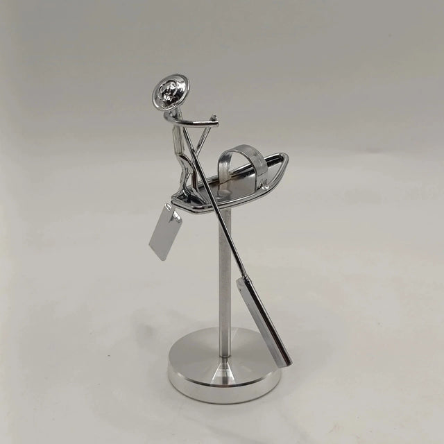 Escultura Cinética de Mesa Pescador Balanceador Equilux Escultura Cinética de Mesa Artificio Lar