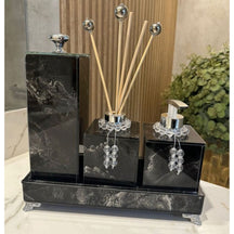 Kit Lavabo Mármore Fior com Porta Escova Grande Kit Lavabo Mármore Fior com Porta Escova Grande e Decoração Completa Bandeja 25x10 Artificio Lar Preto `Prata A pronta entrega 