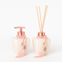 Kit Vidros Lavabo Branco Deluxe C/ Enfeite Difusor E Sabonete Kit Vidros Lavabo Branco Deluxe C/ Enfeite Difusor E Sabonete Artificio Lar Rose 