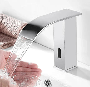 Torneira Automática Banheiro Com Sensor Lavatório AutoClean Torneira Automática Banheiro Com Sensor Lavatório AutoClean Artificio Lar Cromado A Baixa Á Pronta Entrega 