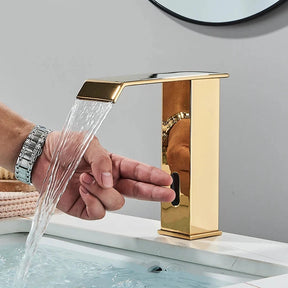 Torneira Automática Banheiro Com Sensor Lavatório Touch Clean Torneira Automática Banheiro Com Sensor Lavatório Touch Clean Artificio Lar 