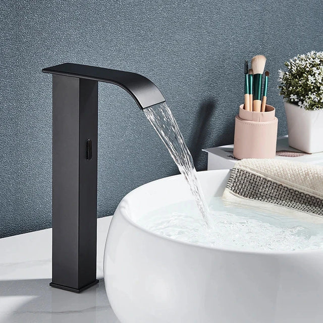 Torneira Automática Banheiro Com Sensor Lavatório Touch Clean Torneira Automática Banheiro Com Sensor Lavatório Touch Clean Artificio Lar