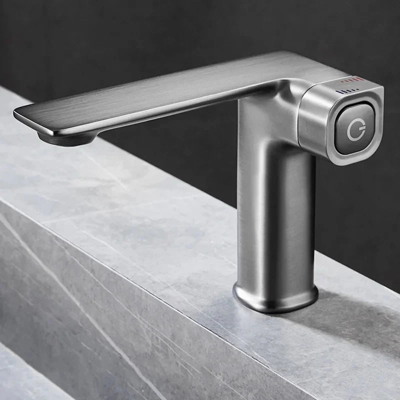 Torneira Banheiro Bica Alta Gladiator Alto Padrão Torneira Banheiro Bica Alta Gladiator Alto Padrão Artificio Lar 