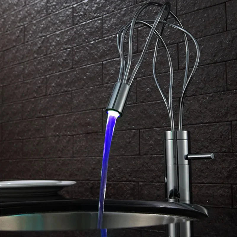 Torneira Cascata Lumière Torneira Cascata Lumière Artificio Lar 