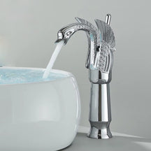 Torneira Cisne Dourada Monocomando Para Banheiro Lavabo torneira cisne monocomando banheiro Artificio Lar Cromada Alta 