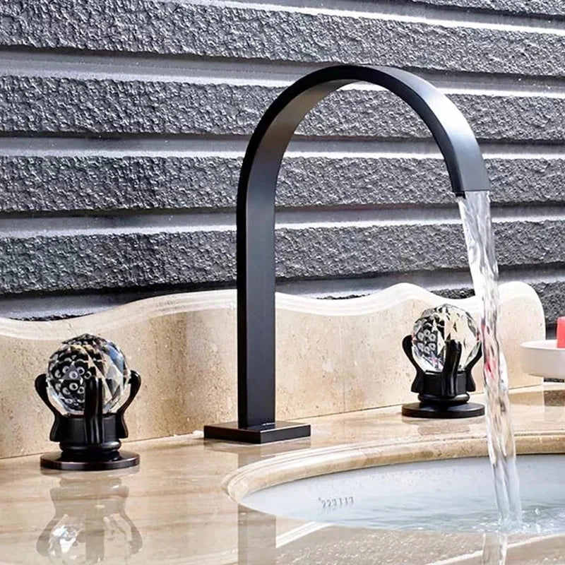 Torneira Duplo comando Banheiro Cristal Haalz - Sofisticação e Elegância Torneira Duplo comando Banheiro Cristal Haalz - Sofisticação e Elegância Artificio Lar Preto 