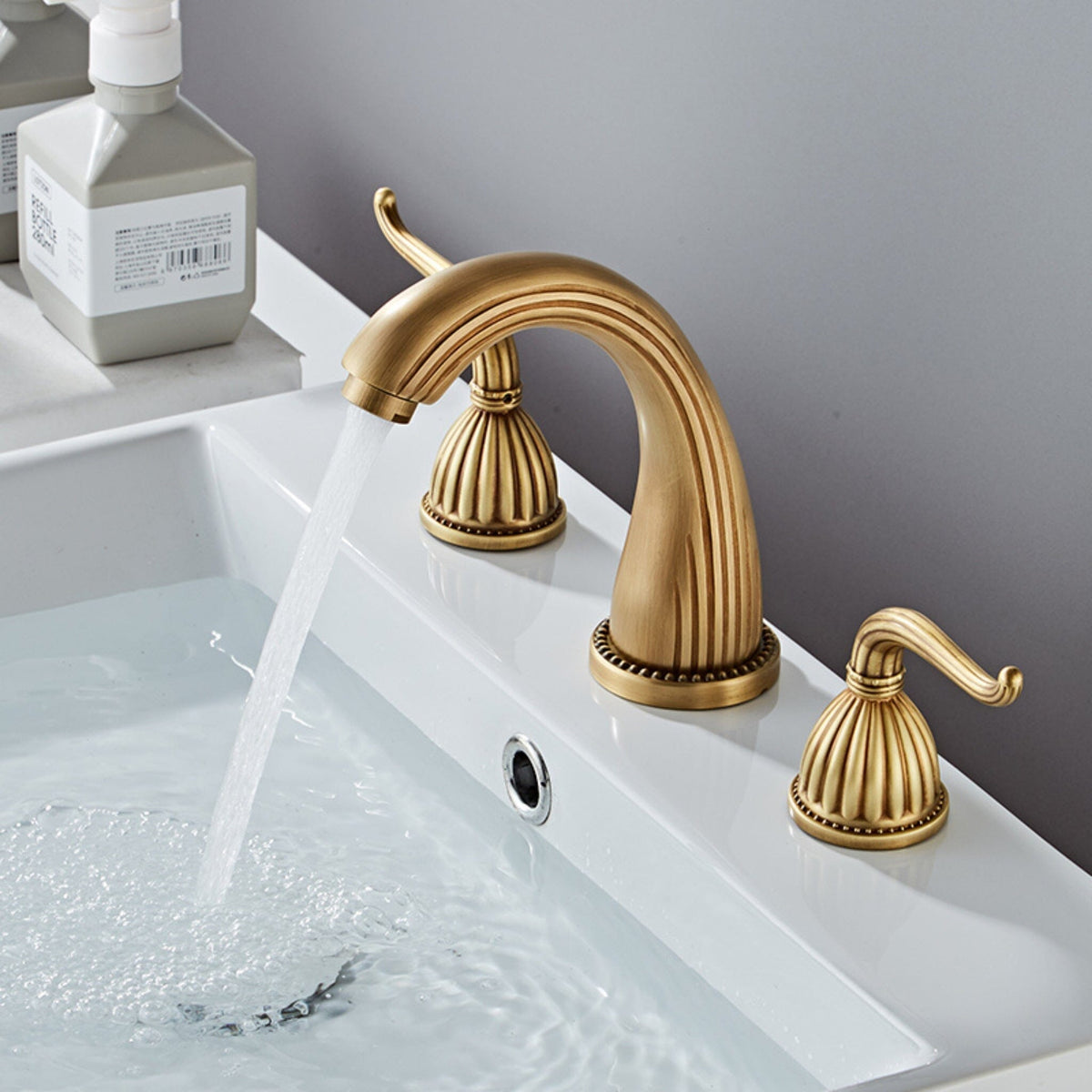 Torneira DuploComando Cristal Duplocomando Banheiro Lavatório Mercy Torneira DuploComando Cristal Duplocomando Banheiro Lavatório Mercy Artificio Lar Bronze Antigo A 