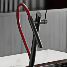 Torneira Gourmet Cozinha Monocomando Extensível Luxo Cozinha Bella Torneira Gourmet Cozinha Monocomando Extensível Luxo Cozinha Bella Artificio Lar Preto Fosco/Vermelho G1/2 