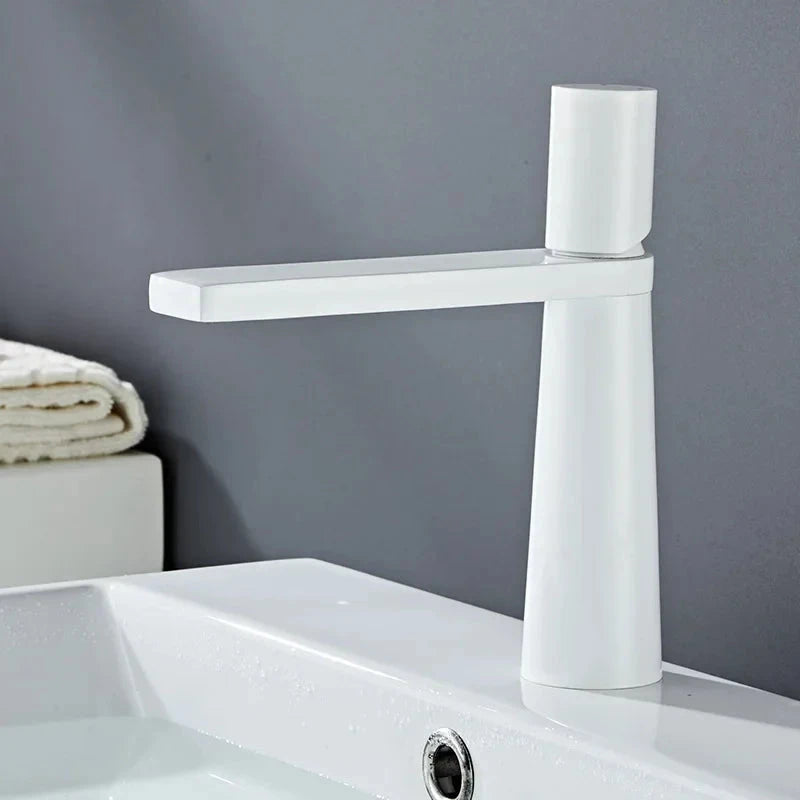 Torneira Moderna para Banheiro Monocomando Klepper Vita Torneira Moderna para Banheiro Monocomando Klepper Vita Artificio Lar 