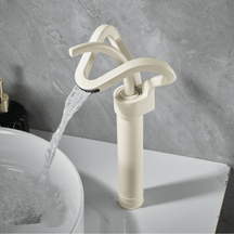 Torneira Monocomando Banheiro Cascata Elegancy Torneira Monocomando Banheiro Cascata Elegancy Artificio Lar Branco-/Alta 