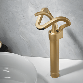 Torneira Monocomando Banheiro Cascata Elegancy Torneira Monocomando Banheiro Cascata Elegancy Artificio Lar Dourado-Escovado/Alta 