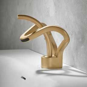 Torneira Monocomando Banheiro Cascata Elegancy Torneira Monocomando Banheiro Cascata Elegancy Artificio Lar Dourado-Escovado/Baixa 