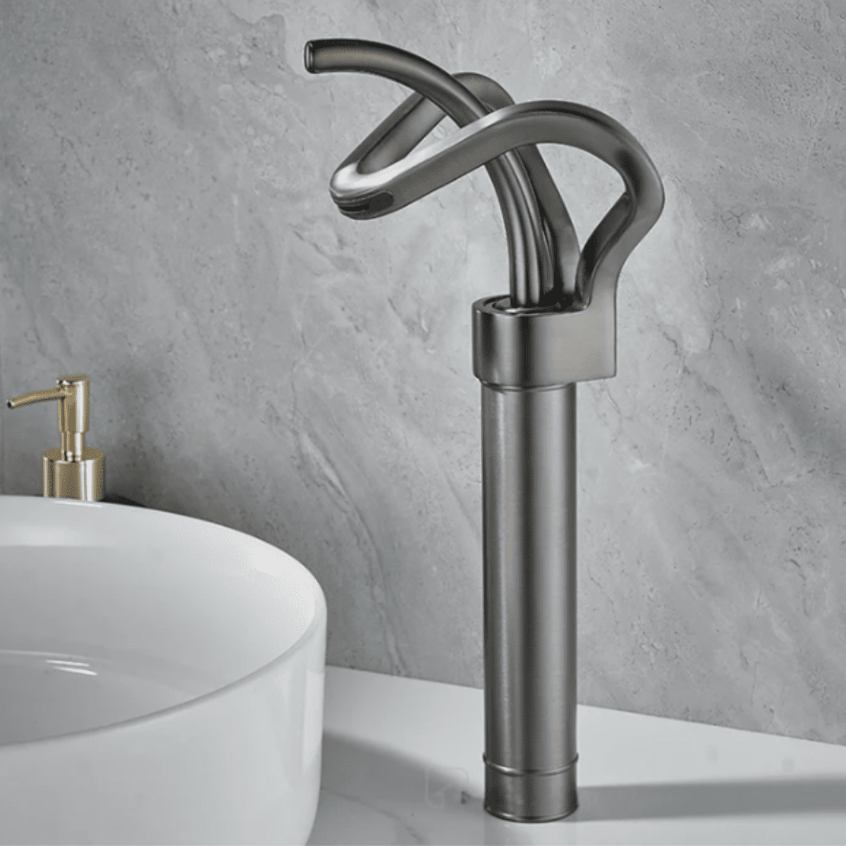 Torneira Monocomando Banheiro Cascata Elegancy Torneira Monocomando Banheiro Cascata Elegancy Artificio Lar Grafite/Alta 