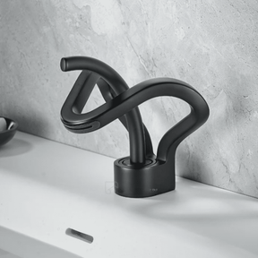 Torneira Monocomando Banheiro Cascata Elegancy Torneira Monocomando Banheiro Cascata Elegancy Artificio Lar Preto/Baixa 