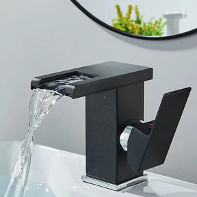 Torneira Para Banheiro Casacata LED Monocomando Meet Torneira Para Banheiro Casacata LED Monocomando Meet Artificio Lar Preto e Croamdo Baixa 