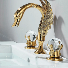 Torneira Para Banheiro de Bancada Cisne Globy Torneira Para Banheiro de Bancada Cisne Premium Artificio Lar 