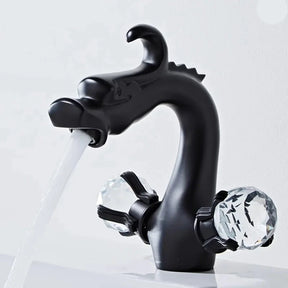 Torneira Para Banheiro de Bancada Dragon Luxury Torneira Para Banheiro de Bancada Dragon Luxury Artificio Lar Preto Curto 