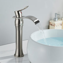 Torneira Para Banheiro Dourada Bica Alta Monocomando Cascata Luxo Misturador Sinko Torneira Para Banheiro Dourada Bica Alta Monocomando Cascata Luxo Misturador Sinko Artificio Lar Níquel Escovado A 