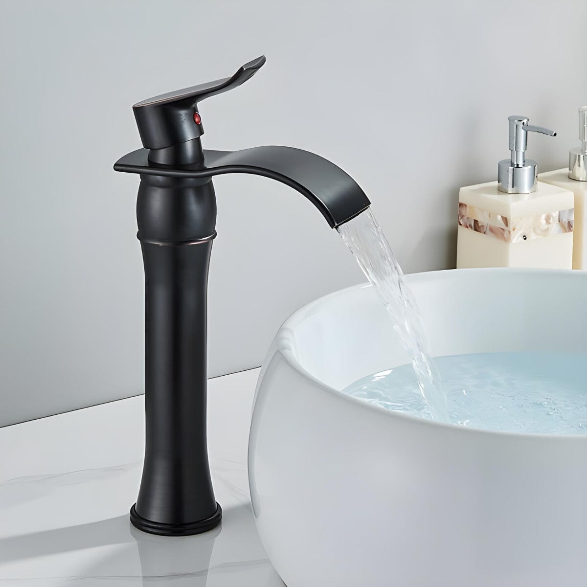 Torneira Para Banheiro Dourada Bica Alta Monocomando Cascata Luxo Misturador Sinko Torneira Para Banheiro Dourada Bica Alta Monocomando Cascata Luxo Misturador Sinko Artificio Lar Preto Fosco A 