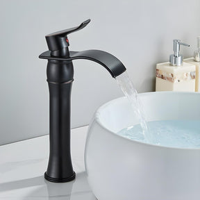 Torneira Para Banheiro Dourada Bica Alta Monocomando Cascata Luxo Misturador Sinko Torneira Para Banheiro Dourada Bica Alta Monocomando Cascata Luxo Misturador Sinko Artificio Lar Preto Fosco A 