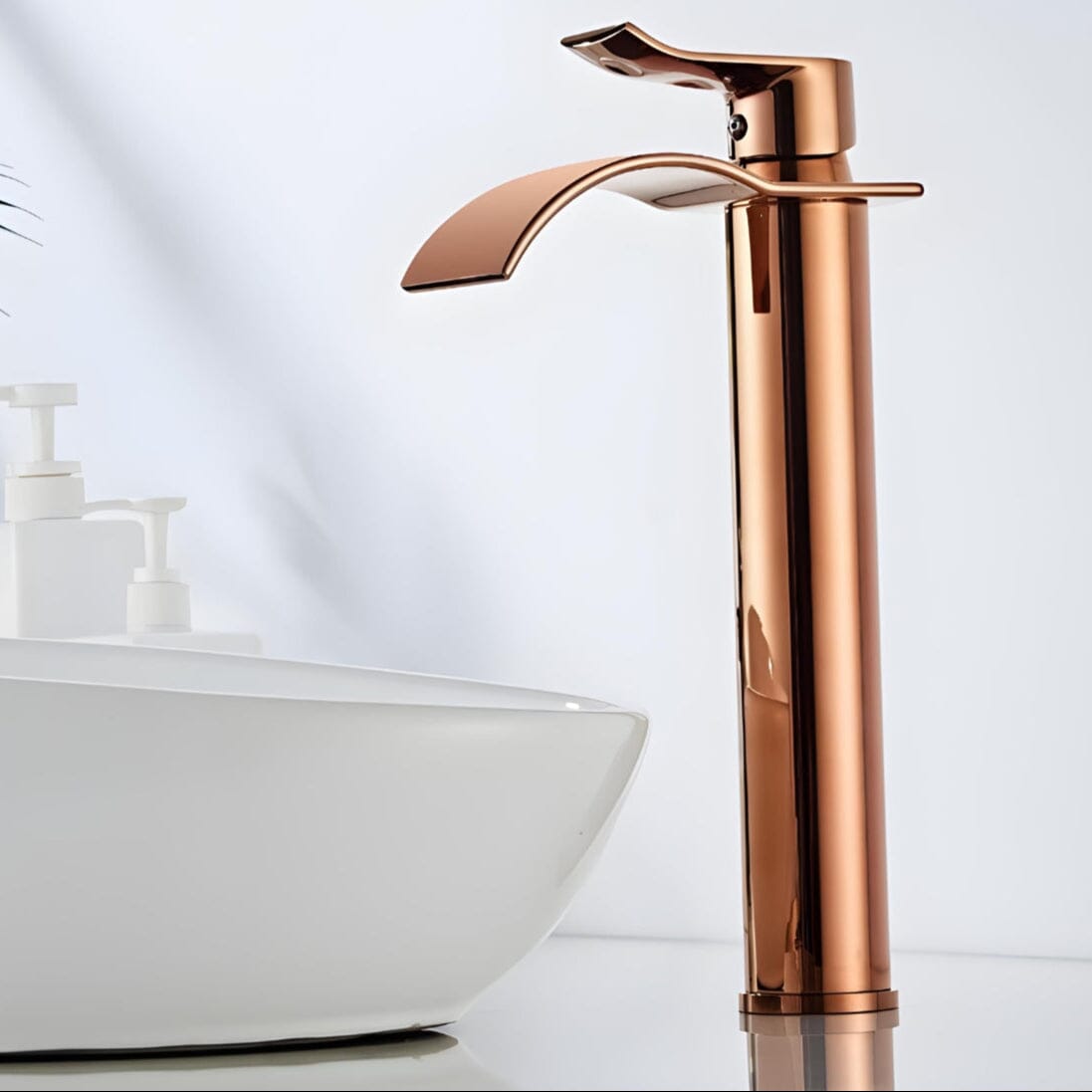 Torneira Para Banheiro Dourada Bica Alta Monocomando Cascata Luxo Misturador Sinko Torneira Para Banheiro Dourada Bica Alta Monocomando Cascata Luxo Misturador Sinko Artificio Lar 