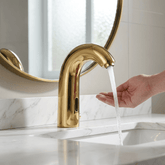 Torneira para Banheiro Monocomando Automática AquaSense Bathroom Suites Artificio Lar Dourado 