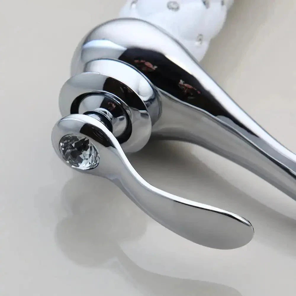 Torneira Para Banheiro Monocomando Com Cristais Siren Torneira Para Banheiro Monocomando Com Cristais Siren Artificio Lar 
