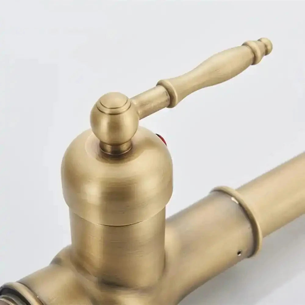 Torneira Retro Vintage Gourmet Monocomando Extensível Bancada Caprot Torneira Retro Vintage Gourmet Monocomando Extensível Bancada Caprot Artificio Lar 