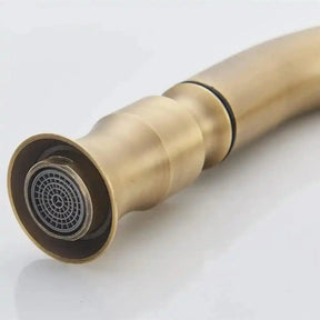 Torneira Retro Vintage Gourmet Monocomando Extensível Bancada Caprot Torneira Retro Vintage Gourmet Monocomando Extensível Bancada Caprot Artificio Lar 